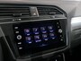 Volkswagen Tiguan 1.5 TSI Life Business *Afneembare trekhaak!* - Stuur en stoelverwarming, cruise, elektrische achterklep