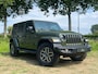 Jeep Wrangler Unlimited 4xe 380 80th Anniversary |SARGE GREEN|TREKHAAK|CAMERA V+A|STUUR+STOELVERW.|LEASE EURO 691 P/M| 17688 / 4045 | SUV/TERREINWAGEN/CABRIOLET/OVERLAND/SAHARA/RUBICON