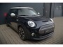MINI Mini Electric Yours 33 kWh | Panoramadak | Harman Kardon | Head-Up Display | Union Jack | Stoelverwarming | Keyless | Apple Carplay | Navigatie | Camera | Parkeersensoren | Warmtepomp | Leer | Cruise Control | DAB |