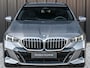 BMW 5-Serie Touring 530e XDRIVE | SHADOW LINE | M-SPORT | COMFORT ACCESS | ACTIVE CRUISE | BOWERS & WILKINS | 360 CAMERA | STUUR- EN STOELVERWARMING | LEDER | AMBIANCE | ASSISTANCE PLUS PAKKET | EL. TREKHAAK | ADAPTIVE LED | M-SPORT SUSPENSION