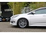 Ford Focus Wagon 1.0 EcoBoost 140pk ST-Line | Navi | Clima | Parkeersens. voor en achter | Trekhaak | 17'' | All seasonbanden |