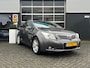 Toyota Avensis Wagon 1.8 VVTi, Airco, Bluetooth, Cruise, Trekhaak, Navi, NAP