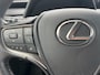 Lexus UX 300e Business 54 kWh | Carplay | Electr. bestuurdersstoel | Parkeercamera | Adaptive cruise control |