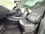 Tesla Model Y RWD 60kWh LFP-Accu S.O.H. 96% Trekhaak Warmtepomp Lmv 20" Ambient Interieur Verlichting Adap.Cruise Navi Ecc Camera's Panoramadak Autopilot Stoel+Stuur+Achterbank Verwarming Elek.Achterklep Dodehoek detector Draadloze telefoonlader Origineel Nederlandse Auto 1.600KG Trekgewicht