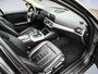 BMW 3-Serie Touring 330e 1e-Eig. & Dealer-Onderh. BOVAG-Garantie. NL-Auto.