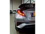 Toyota C-HR 1.8 Hybrid Adventure + Dealer OH|Keyless|Camera|Navi|Apple|Android|DAB|Dodehoek|Lane|LED|18"LMV