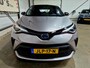 Toyota C-HR 1.8 Hybrid Adventure + Dealer OH|Keyless|Camera|Navi|Apple|Android|DAB|Dodehoek|Lane|LED|18"LMV