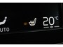 Volvo V60 T5 Momentum | Parkeercamera | Parkeerverwarming | BLIS | Electrische wegklapbare trekhaak | Stuurwielverwarming | Adaptive cruise control | Parkeersensoren voor + achter | Apple Carplay / Android Auto | Navigatie