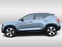 Volvo XC40 Recharge P8 AWD R-Design 3-Fase 1e-Eig. & Keurig-Onderh. BOVAG-Garantie. NL-Auto.