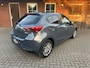 Mazda 2 1.5 Skyactiv-G Luxury M-Hybrid| LED| Stoelverwarming| Blind spot