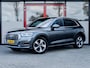 Audi Q5 50 TFSI e quattro S edition | Trekhaak (elektronisch) | 3x S-Line | Matrix LED | Audi Sport | Stoelverwarming | Camera | Elektrische Stoelen | 360 Camera | Parkeerassistent | Cruise Control Adaptief | Metallic Lak | Virtual Cockpit |