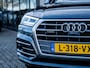 Audi Q5 50 TFSI e quattro S edition | Trekhaak (elektronisch) | 3x S-Line | Matrix LED | Audi Sport | Stoelverwarming | Camera | Elektrische Stoelen | 360 Camera | Parkeerassistent | Cruise Control Adaptief | Metallic Lak | Virtual Cockpit |