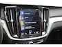 Volvo V60 T8 Plug-in Hybrid 390PK AWD Inscription + 19''/ Navi/ Clima/ Full-LED/ Head-UP/ Panorama/ B&W/ Leder/ Winterpakket/ Trekhaak/ Camera/ NL auto