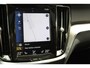 Volvo V60 T8 Plug-in Hybrid 390PK AWD Inscription + 19''/ Navi/ Clima/ Full-LED/ Head-UP/ Panorama/ B&W/ Leder/ Winterpakket/ Trekhaak/ Camera/ NL auto
