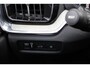 Volvo V60 T8 Plug-in Hybrid 390PK AWD Inscription + 19''/ Navi/ Clima/ Full-LED/ Head-UP/ Panorama/ B&W/ Leder/ Winterpakket/ Trekhaak/ Camera/ NL auto