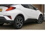 Toyota C-HR 1.8 Hybrid 122pk Style Luxury Leder LED 18inch LM A-Camera Navi JBL Sound *1e eigenaar* 22671km!
