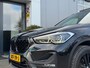 BMW X1 SDrive18i Executive * Panoramadak * Head-up display * Stoelverwarming