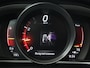 Volvo V40 2.0 T4 Sport | Stoelverwarming | Camera | Leder/Alcantara | Park Assist | Full LED | Navigatie | Climate control | Cruise control