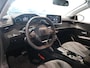 Peugeot e-208 E-Style | Parkeersesoren | Stoelverwarming | Cruise Control | Apple Carplay & Android Auto