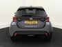 Toyota Yaris 1.5 Hybrid Executive | airco automatisch | Apple Carplay/Android Auto | Autonomous Emergency Braking | cruise control adaptief | dodehoek detectie | LED koplampen | lederen/stof bekleding | lichtmetalen Zwarte velgen 17" | navigatiesysteem full map | voorstoelen verwarmd