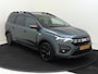 Dacia Jogger 1.6 Hybrid 140 Extreme 7persoons Automaat | Navigatie | Parkeersensoren & Camera | Stoelverwarming | Blindspot warning  |