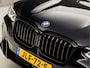 BMW X3 xDrive30e M Sport High Executive 293Pk Automaat (PANORAMADAK, M PAKKET, HEAD-UP DISPLAY, APPLE CARPLAY, 360 CAMERA, STUUR/STOELVERWARMING, ADAPTIVE CRUISE, SFEERVERLICHTING, NIEUWSTAAT)