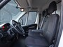 Peugeot Boxer 2.2 BlueHDi 141pk Euro 6 Bakwagen 4,5m - Navi - Camera - Cruise