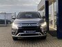 Mitsubishi Outlander 2.4 PHEV Pure / Automaat / NL-Auto / Dealer-Onderhouden / Stoelverwarming / Cruise-Control / Climate-Control / Apple-Carplay & Android-Auto / Armsteun V+A / Keyless / Flippers / DAB Radio-Bluetooth / Camera / 16'' LMV / All-Season / ENZ.