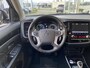 Mitsubishi Outlander 2.4 PHEV Pure / Automaat / NL-Auto / Dealer-Onderhouden / Stoelverwarming / Cruise-Control / Climate-Control / Apple-Carplay & Android-Auto / Armsteun V+A / Keyless / Flippers / DAB Radio-Bluetooth / Camera / 16'' LMV / All-Season / ENZ.