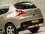 Peugeot 3008 1.6 THP Sport 157Pk (YOUNGTIMER, PANORAMADAK, HEAD-UP DISPLAY, CLIMATE, SPORTSTOELEN, TREKHAAK, GETINT GLAS, CRUISE, NIEUWE APK, NIEUWSTAAT)