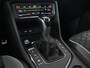 Volkswagen Tiguan 1.4 eHybrid R Line | Panoramadak | Trekhaak | Stoelverwarming | Camera | 20'' | Park Assist | Carplay | Matrix LED | Stuurverwarming | Adaptive cruise | Navigatie | PHEV | Plug In