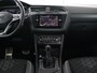 Volkswagen Tiguan 1.4 eHybrid R Line | Panoramadak | Trekhaak | Stoelverwarming | Camera | 20'' | Park Assist | Carplay | Matrix LED | Stuurverwarming | Adaptive cruise | Navigatie | PHEV | Plug In