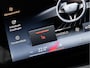 BMW 5-Serie 520i - Sportstoelen - Stoelverwarming - Camera - Driving Assistant