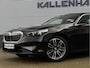 BMW 5-Serie 520i - Sportstoelen - Stoelverwarming - Camera - Driving Assistant