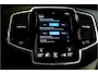 Volvo XC90 2.0 T8 AWD 335kW/455pk Aut8 Recharge Long Range Ultimate Bright LUCHTVERING + PANORAMADAK + HARMAN/KARDON + STOELVERWARMING/-MASSAGE/-VENTILATIE + ADAPT.CRUISE + PILOT ASSIST + BLIS + HEAD-UP + 360 CAMERA + PARKSENSOREN V&A + 21" LM-VELGEN!!