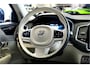 Volvo XC90 2.0 T8 AWD 335kW/455pk Aut8 Recharge Long Range Ultimate Bright LUCHTVERING + PANORAMADAK + HARMAN/KARDON + STOELVERWARMING/-MASSAGE/-VENTILATIE + ADAPT.CRUISE + PILOT ASSIST + BLIS + HEAD-UP + 360 CAMERA + PARKSENSOREN V&A + 21" LM-VELGEN!!