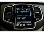 Volvo XC90 2.0 T8 AWD 335kW/455pk Aut8 Recharge Long Range Ultimate Bright LUCHTVERING + PANORAMADAK + HARMAN/KARDON + STOELVERWARMING/-MASSAGE/-VENTILATIE + ADAPT.CRUISE + PILOT ASSIST + BLIS + HEAD-UP + 360 CAMERA + PARKSENSOREN V&A + 21" LM-VELGEN!!