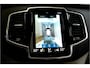 Volvo XC90 2.0 T8 AWD 335kW/455pk Aut8 Recharge Long Range Ultimate Bright LUCHTVERING + PANORAMADAK + HARMAN/KARDON + STOELVERWARMING/-MASSAGE/-VENTILATIE + ADAPT.CRUISE + PILOT ASSIST + BLIS + HEAD-UP + 360 CAMERA + PARKSENSOREN V&A + 21" LM-VELGEN!!