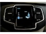 Volvo XC90 2.0 T8 AWD 335kW/455pk Aut8 Recharge Long Range Ultimate Bright LUCHTVERING + PANORAMADAK + HARMAN/KARDON + STOELVERWARMING/-MASSAGE/-VENTILATIE + ADAPT.CRUISE + PILOT ASSIST + BLIS + HEAD-UP + 360 CAMERA + PARKSENSOREN V&A + 21" LM-VELGEN!!