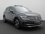 Volkswagen Tiguan 1.4 TSI eHybrid Elegance 245PK DSG Pano-Schuifdak, Trekhaak, Leder, Memorystoel, 360gr. Camera, Side Assist, Keyless, DCC, Adaptieve Cruise Controle, 18" LM Velgen