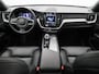 Volvo XC60 2.0 T6 Plug-in hybrid AWD Ultra Black Edition | PANO | 360° | ADAPTIVE | HUD | H&K | LUCHTVERING | STOELVENT. | STOEL- EN STUURVERW. | TREKHAAK