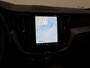 Volvo XC60 2.0 T6 Plug-in hybrid AWD Ultra Black Edition | PANO | 360° | ADAPTIVE | HUD | H&K | LUCHTVERING | STOELVENT. | STOEL- EN STUURVERW. | TREKHAAK