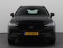 Volvo XC60 2.0 T6 Plug-in hybrid AWD Ultra Black Edition | PANO | 360° | ADAPTIVE | HUD | H&K | LUCHTVERING | STOELVENT. | STOEL- EN STUURVERW. | TREKHAAK