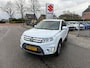 Suzuki Vitara 1.6 Exclusive // Door ons nieuw geleverd en onderhouden // Weinig kilometers // Stootlijst // Rijklaarprijs!
