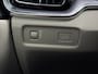 Volvo V60 2.0 B3 Momentum Business | Pilot Assist | Trekhaak | Leder | Stoel & stuurverwarming | Camera | Keyless |