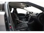 Volvo V40 T2 Momentum [ Airco LM velgen Cruise control ]