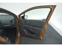 Renault Captur TCe 120 EDC Intens | Camera | Stoelverwarming | Navigatie | Parkeersensoren