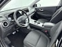 Hyundai Kona Electric EV Fashion 64 kWh | Apple Carplay/Android Auto | Parkeer sensoren voor en achter | Elektrisch verstelbare bestuurdersstoel | Warmte pomp | Soh 97,5% |