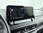 Hyundai Kona Electric EV Fashion 64 kWh | Apple Carplay/Android Auto | Parkeer sensoren voor en achter | Elektrisch verstelbare bestuurdersstoel | Warmte pomp | Soh 97,5% |