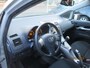 Toyota Auris 1.6-16V Luna Business
